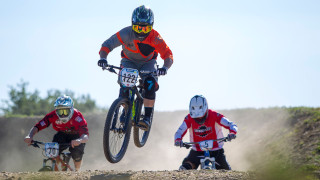 Ferris and D&#039;Souza win 2015 British Cycling MTB Four Cross Series