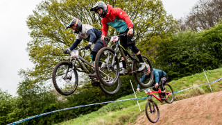 Evans and D&#039;Souza on top at Harthill edition of HSBC UK | National 4X Series