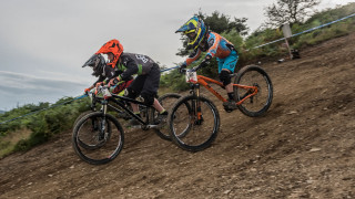 cross downhill bike