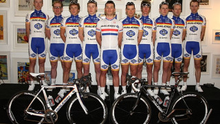 Team Raleigh unveils twelve-man 2012 squad and new sponsor