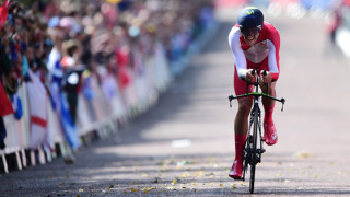 Alex Dowsett wins Commonwealth Games time-trial gold