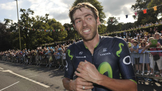 Alex Dowsett set for UCI Hour Record attempt in Manchester