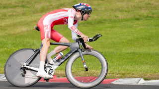 Davies defends British Time Trial title in Lincolnshire