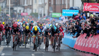 Tour de Yorkshire stage two won by Danny van Poppel