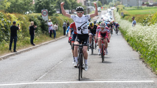 Stewart and Georgi win on day one of the Tour of the Kingdom