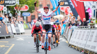 JLT Condor and Drops defend Tour Series leads in Stoke-on-Trent