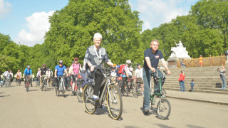 Boardman attends annual MPs bike ride to lobby parties to #choosecycling