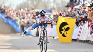 Tom Pidcock wins Britain&#039;s first elite men&#039;s cyclo-cross world title