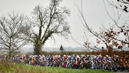 Weekend round-up - 2025 Lloyds National Road Series kicks off