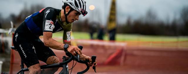 Couzens and Mason conquer muddiest course yet in this year’s HSBC UK | National Trophy Series