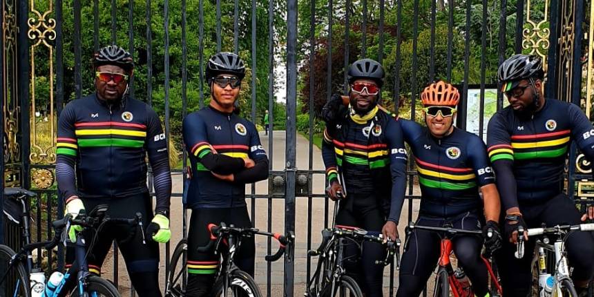 black cycling clubs